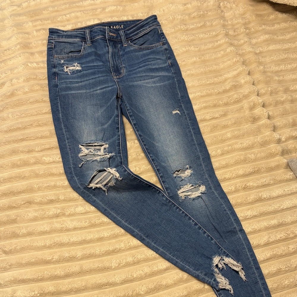 American Eagle Outfitters Women's Ripped High Rise Skinny Jeans